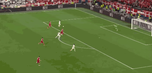 欧洲杯东道主连胜晋级淘汰赛