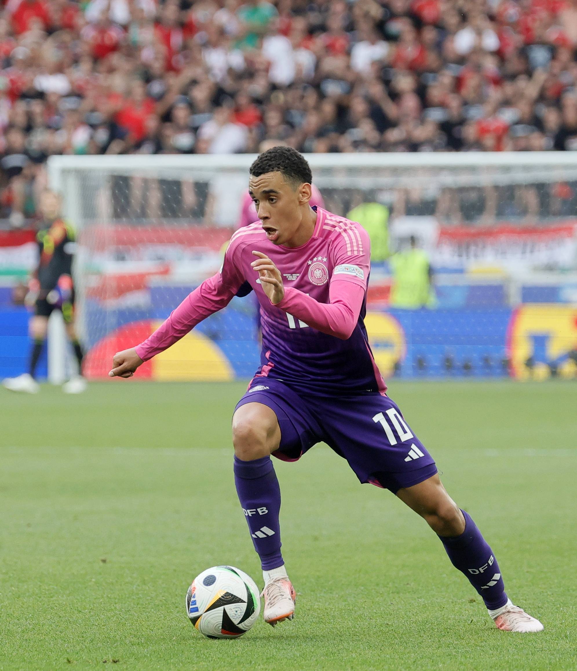 匈牙利队遭遇欧锦赛小组赛三连败的简单介绍